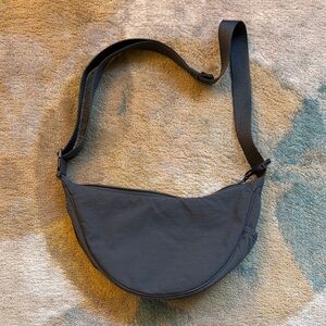 Uniqlo Round Mini Shoulder Bag